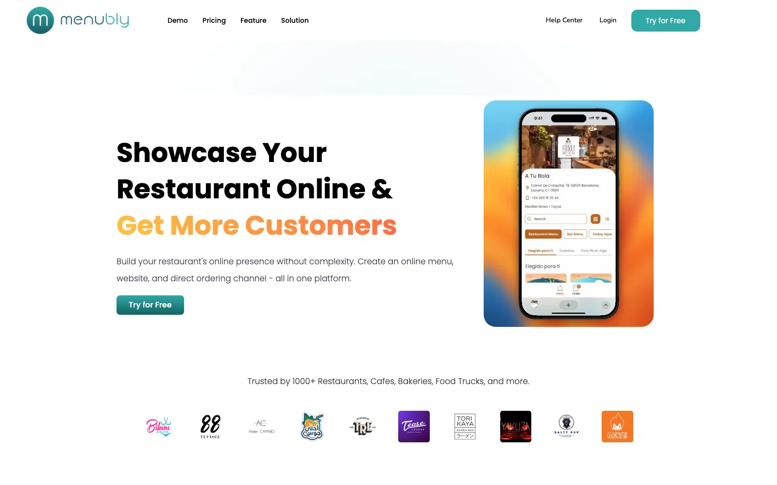 La página de inicio de Menubly, Showcase Your Restaurant Online and Get More Customers, con un móvil que muestra la minipágina de un restaurante
